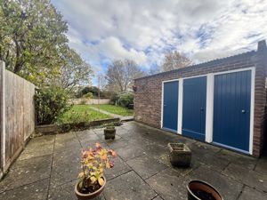 Photo 11- click for photo gallery